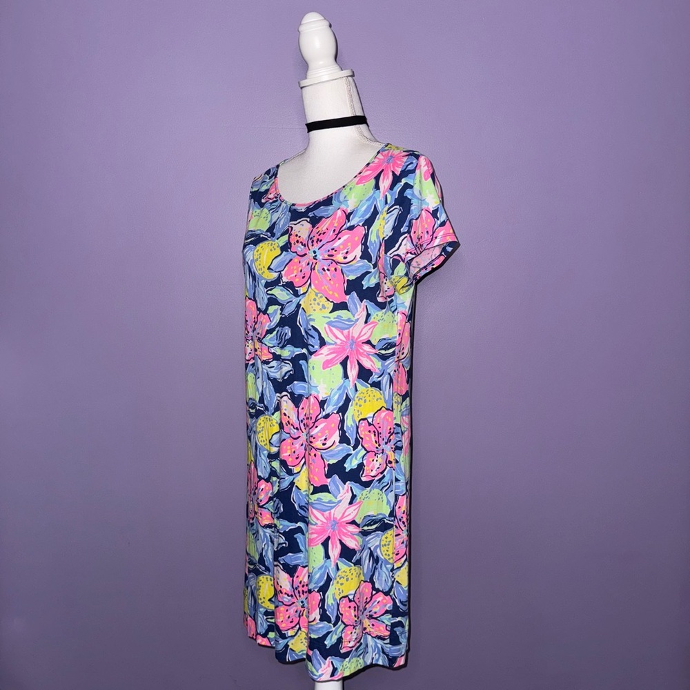 SOLD Lilly Pulitzer Short Sleeve Marlowe Dress - Picture 5 of 14